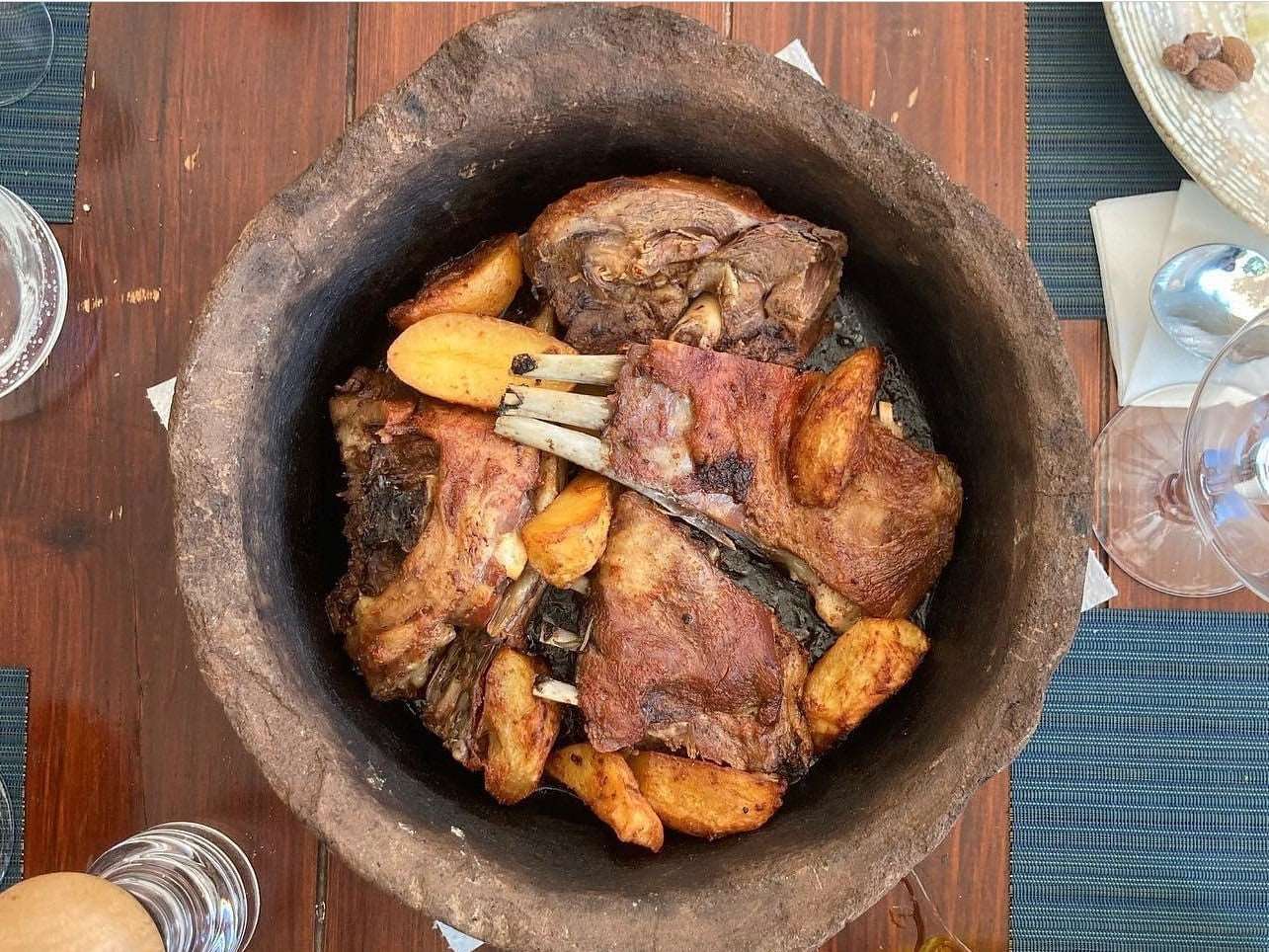 Tirana City Tour & Duka Cantina Wine Tasting, with Car & Driver/Guide included