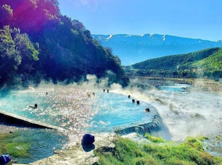 Aventure de 4 jours sur la Riviera albanaise et la vallée de Vjosa. Visite privée avec guide et hôtel inclus.