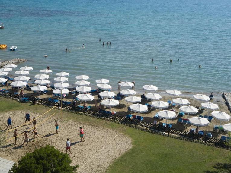 Korfuz, Roda Beach Resort & Spa 5*