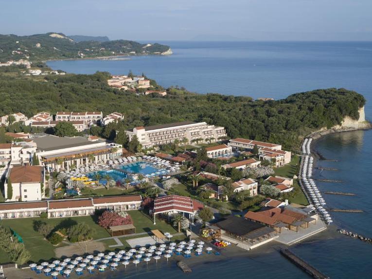 Korfuz, Roda Beach Resort & Spa 5*