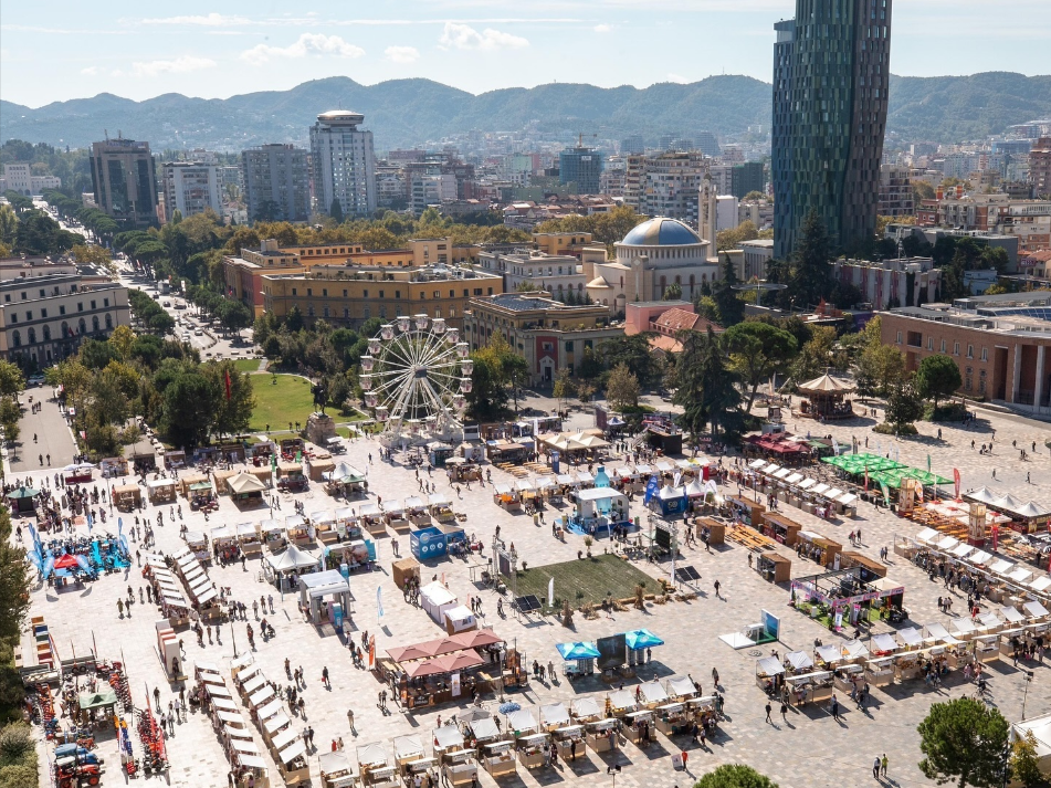 Private, 6 Days Tour, Albanian Beaches and Castles!