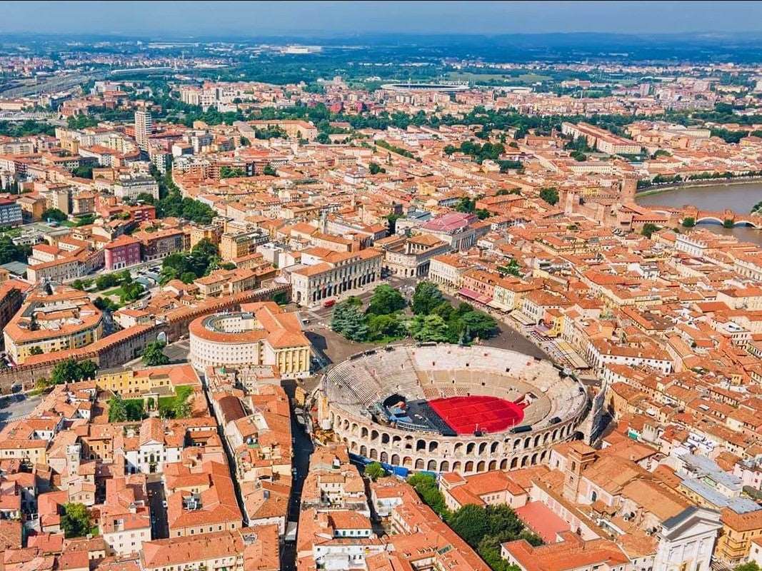 Udhëtim në Rimini Verona Venecie 4 Ditë