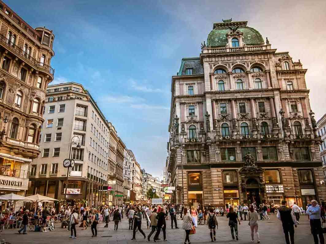 Udhëtim në Vjenë Pragë 5 Ditë