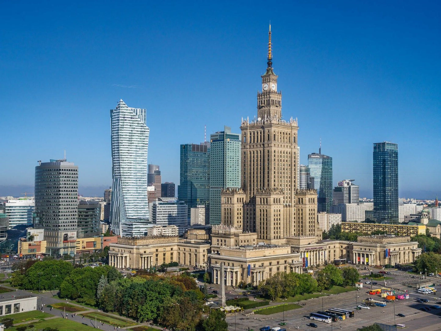 Udhëtim à Paris et Dizneyland 4 Ditë