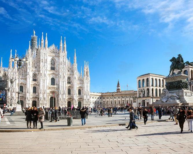 Udhëtim në Milano, Liqenet Como, Garda, Maggiore 4 Ditë