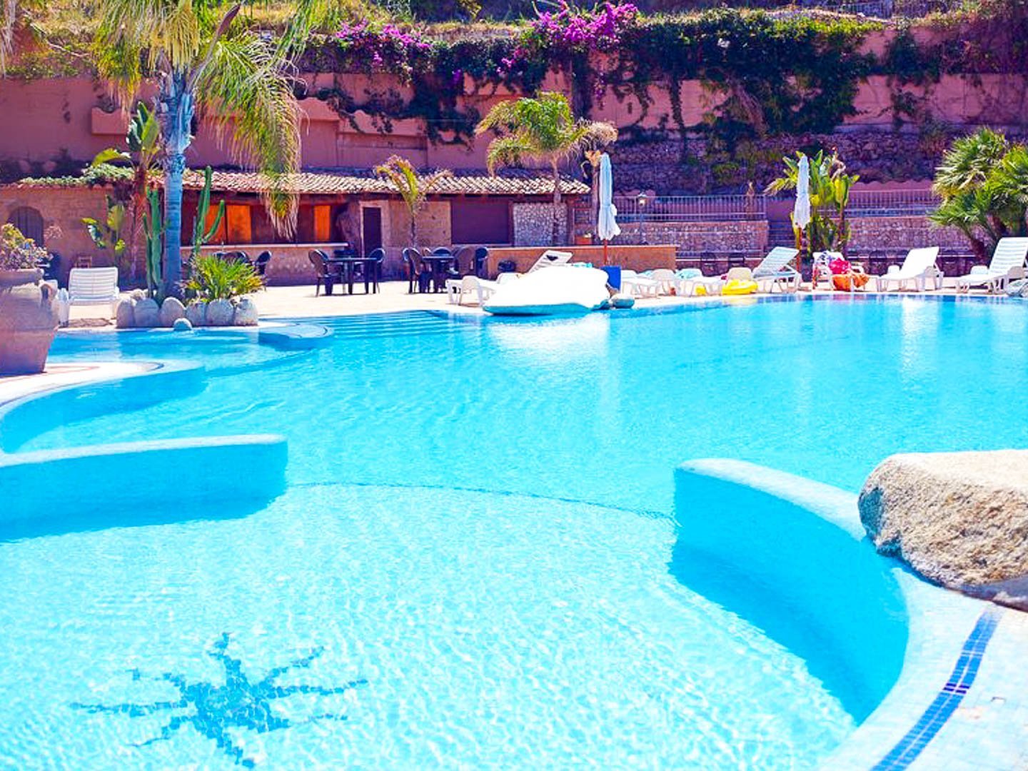 Kalabri - Futura Style Baia Tropea 4*