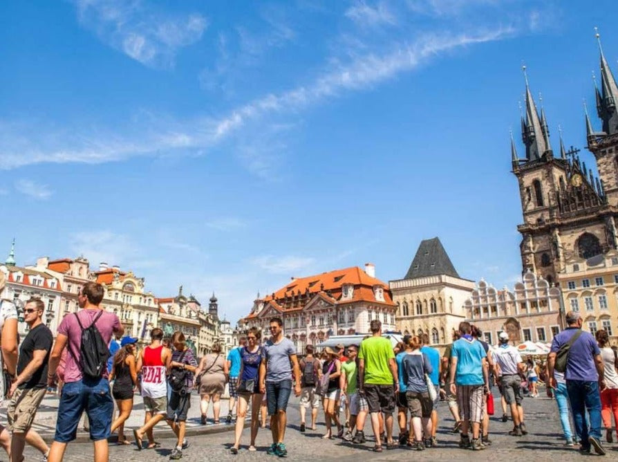 Udhetim në Pragë 4 Ditë
