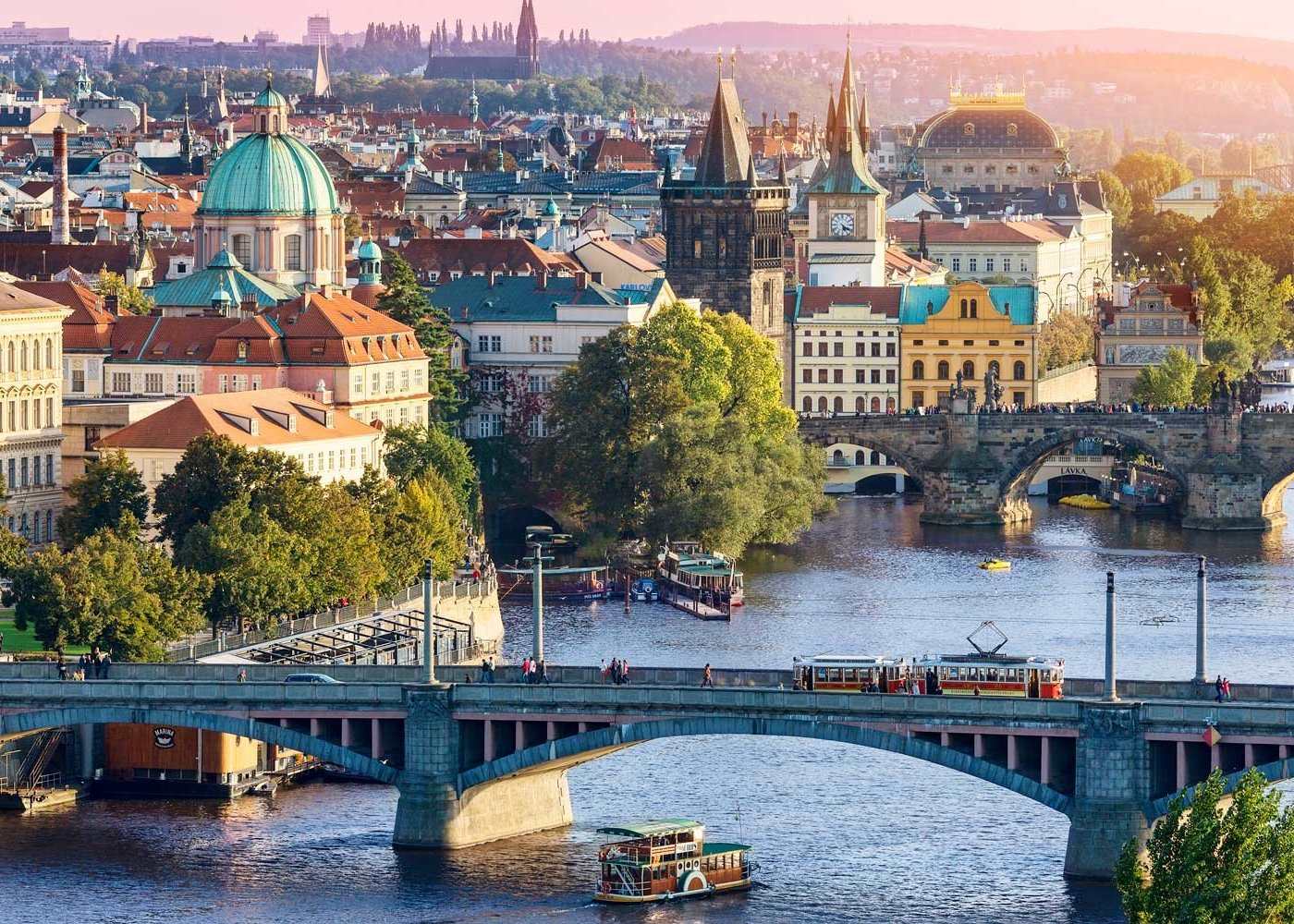 Udhetim në Pragë 5 Ditë