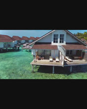 Load and play video in Gallery viewer, Pushime në ishujt Maldive, Perfshihen Avion + Hotel + Transfertat
