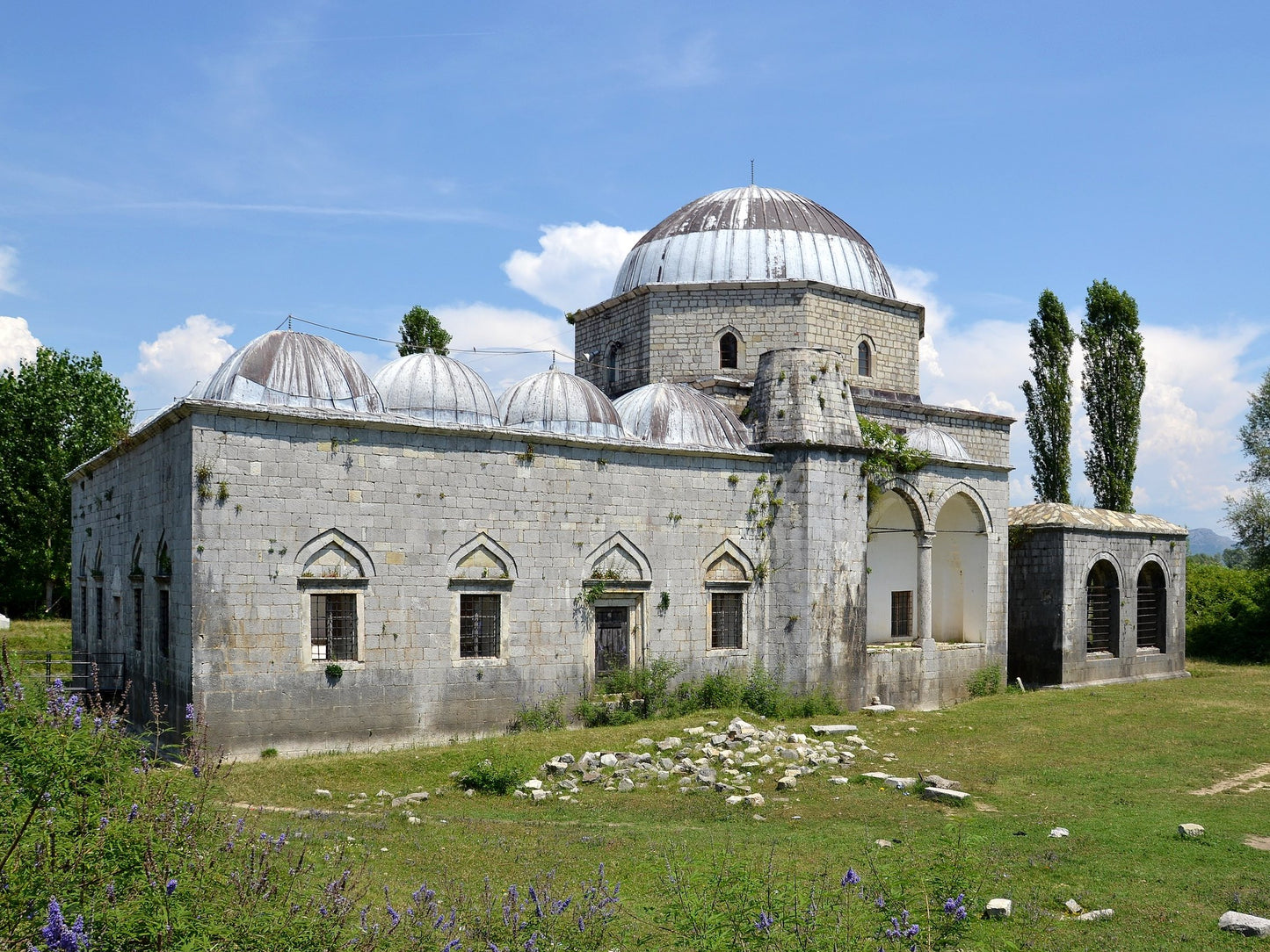 Private, 1 Day Tour of Shkodra City and Rozafa Castle, Car & Driver included. No Guide