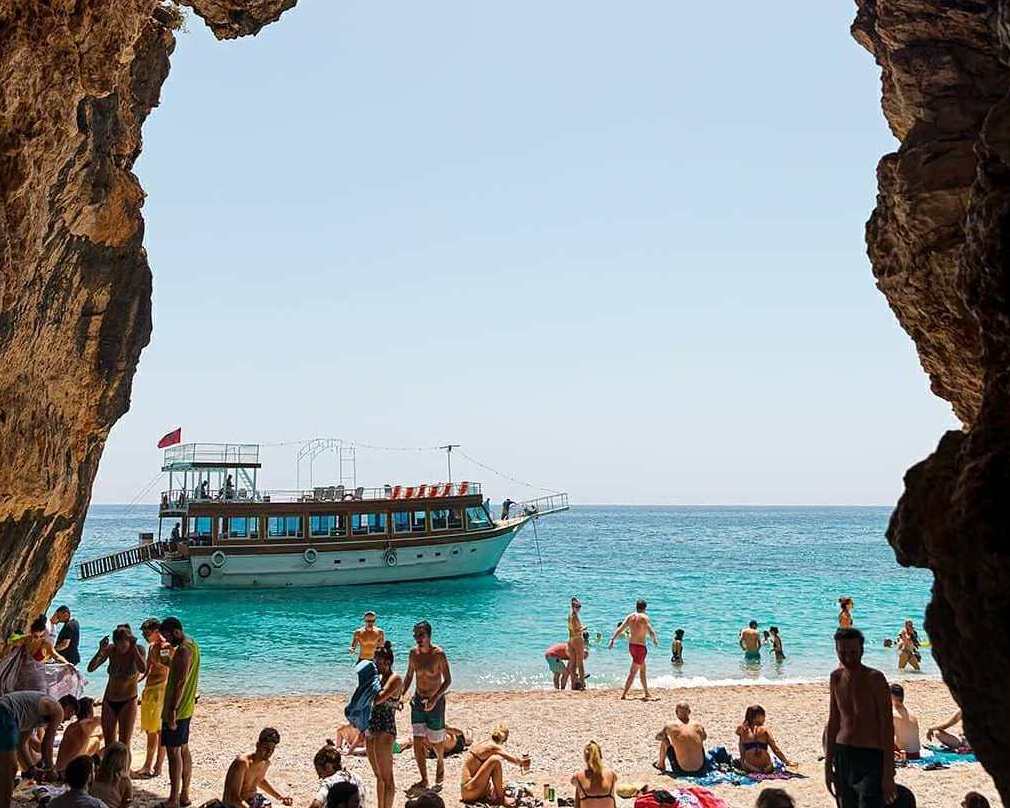 3 Days, Private Guided Tour in Albanian Riviera, with beautiful beaches & castles