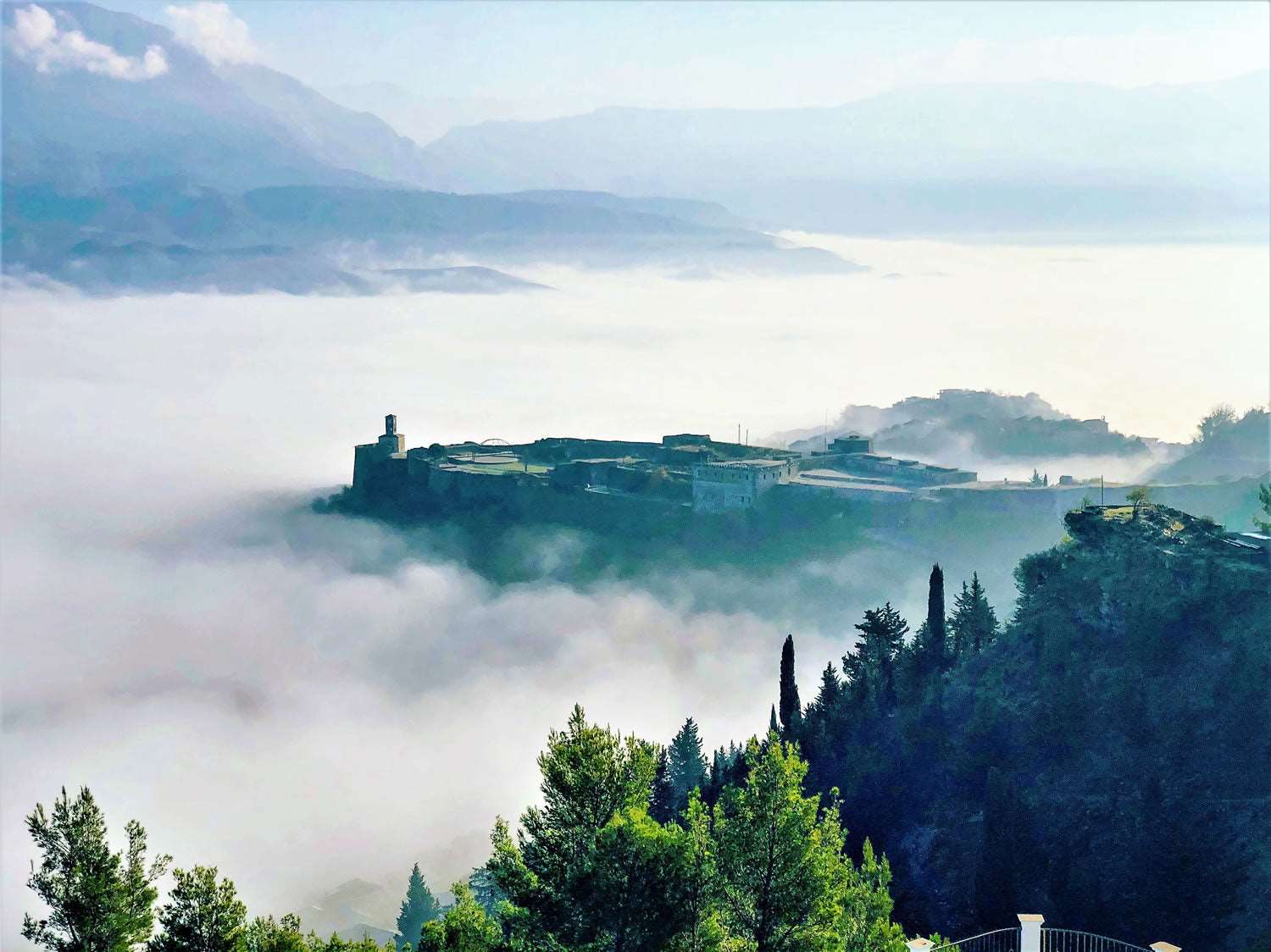 Private Beach & Castles 3 Day Tour