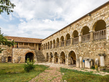 Charger l&#39;image dans la galerie, Visite privée de l&#39;ancienne Apollonia et de la lagune de Karavasta au départ de Tirana
