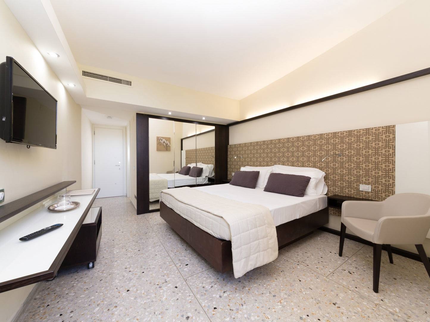 Pulia - Nicolaus Baia Del Gusmay Beach Resort 4*