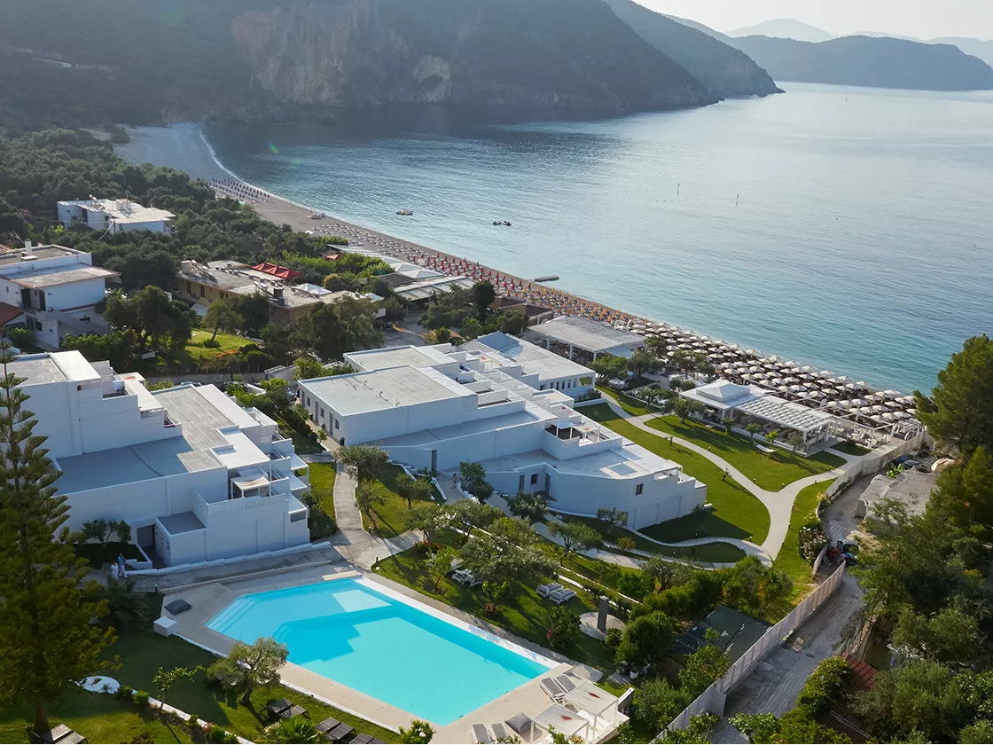 Parga: Lichnos Beach Hotel & Suites 5*