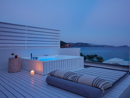 Parga: Lichnos Beach Hotel & Suites 5*