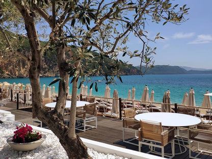 Parga: Lichnos Beach Hotel & Suites 5*