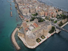 Cargar imagen en el visor de la galería, Tur në Alberobello - Otranto - Taranto 4 Ditë
