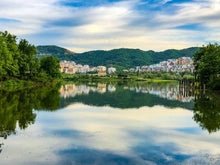 Cargar imagen en el visor de la galería, Private Panoramic City Tour of Tirana
