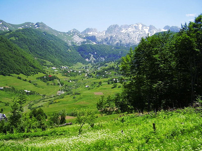 Group tour, 2 days visiting Albanian Alps, Vermosh, Tamarë, Plav, Guci