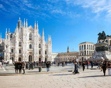 Load image into Gallery viewer, Udhëtim në Milano, Liqenet Como, Garda, Maggiore 4 Ditë

