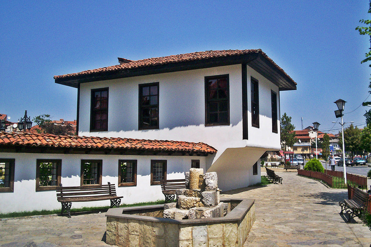 Ganztägige private Tour durch Pizren-Kosova. Reiseführer, Auto und Eintrittsgelder inbegriffen.